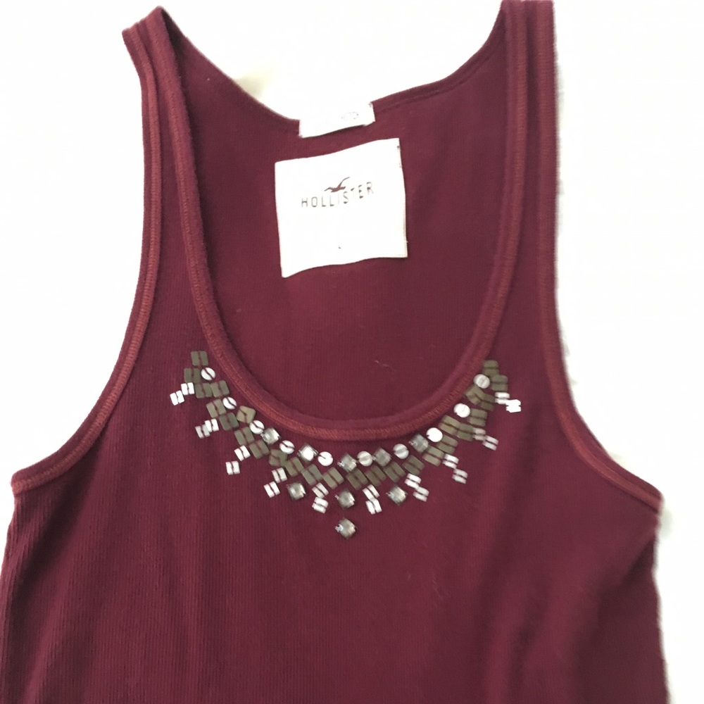 Maroon tank top