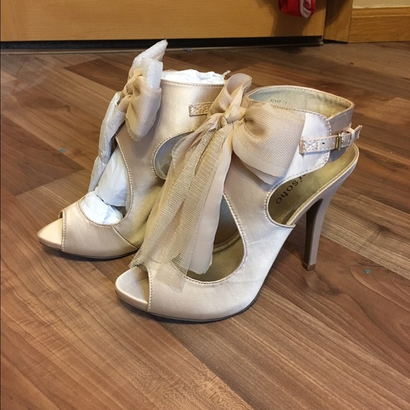 Nude Shabby Peep Toe - Picture 1 of 4