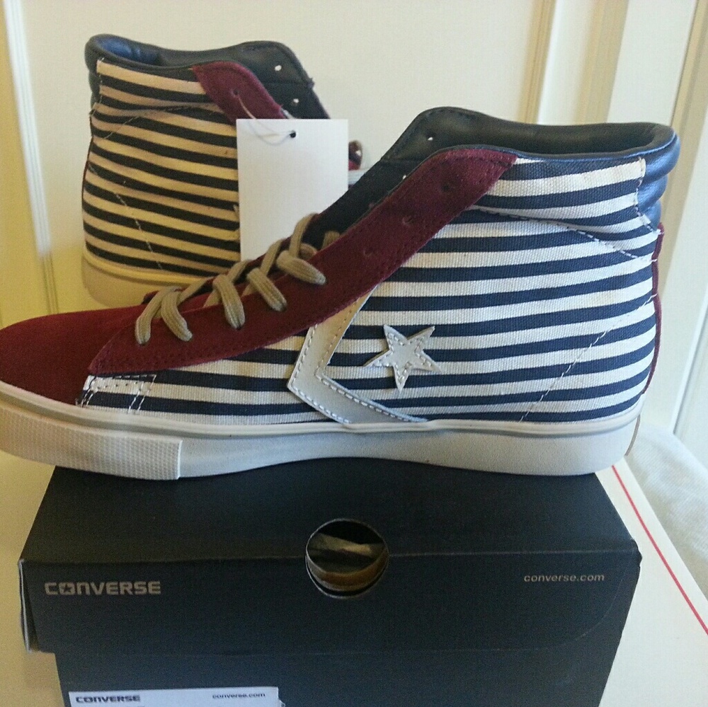 NIB Converse Pro Lthr Maroon Navy White