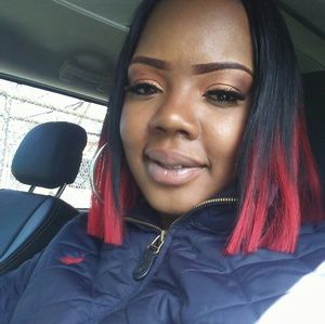 Meet your Posher, Shawntia