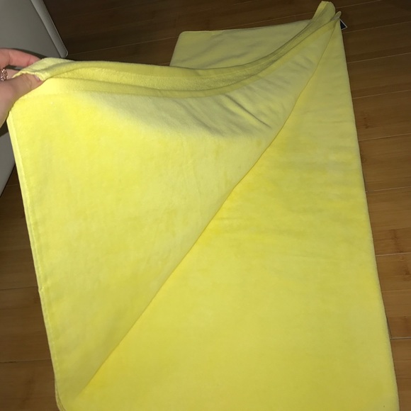 CALVIN KLEIN TOWEL - Picture 3 of 3