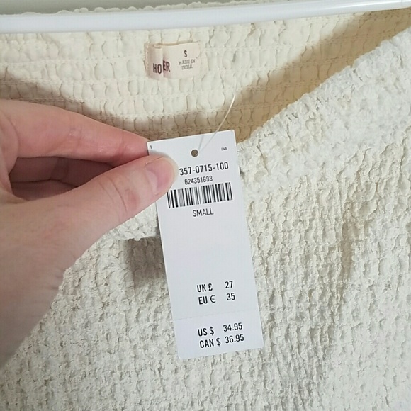 DONATED Hollister Off The Shoulder Top - Picture 4 of 6