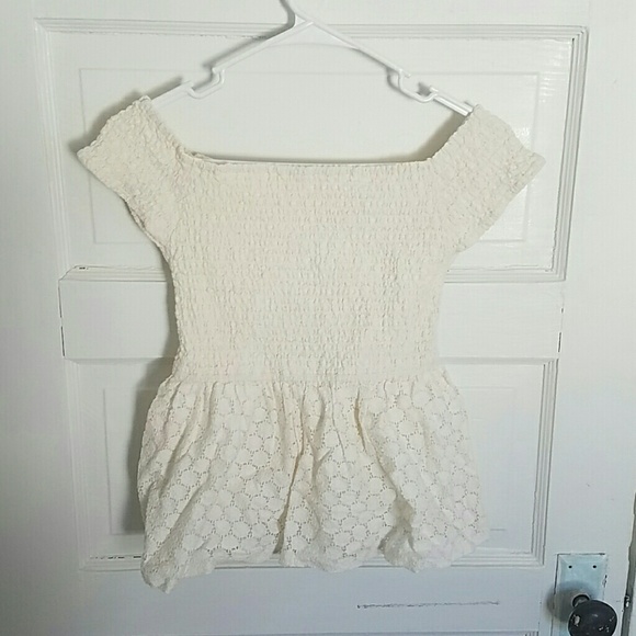 DONATED Hollister Off The Shoulder Top - Picture 5 of 6