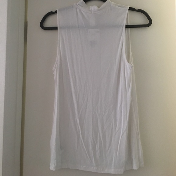 🌹H&M basic tank top🌹 - Picture 2 of 2