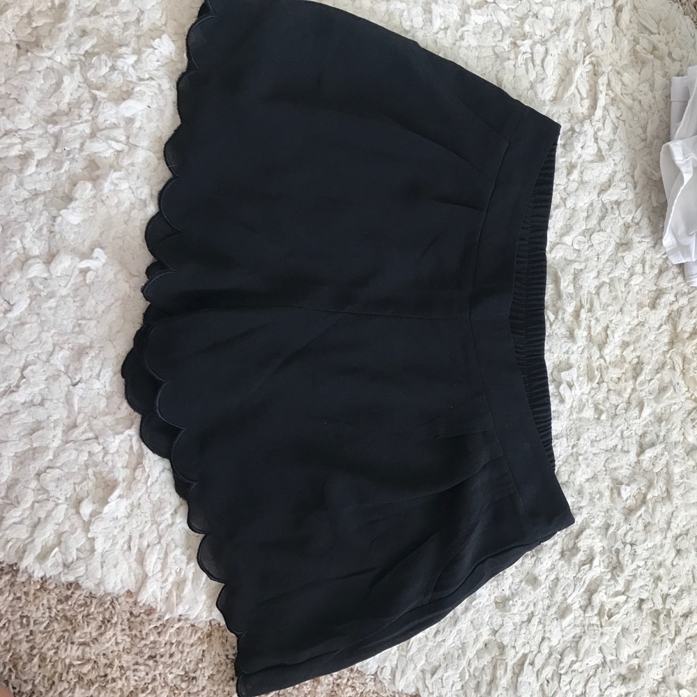 Scalloped Shorts!