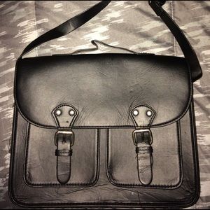 H&M Black Crossbody Purse🖤