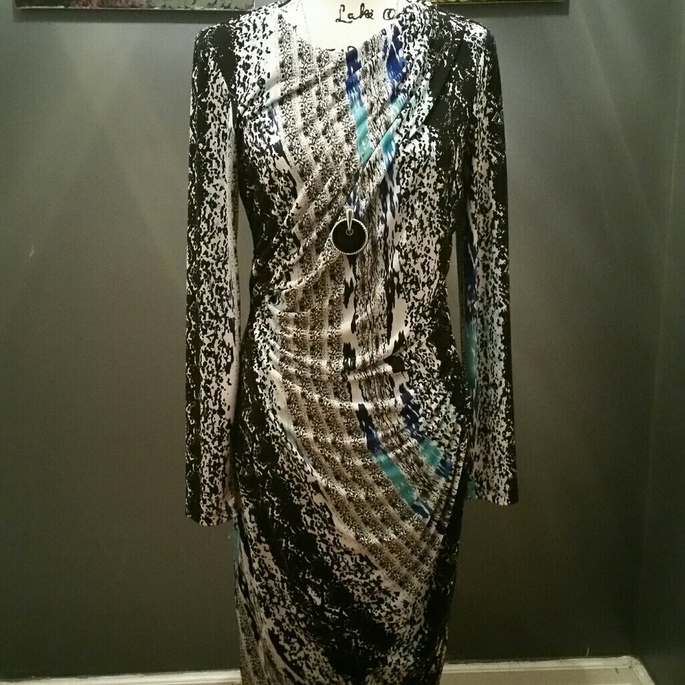 Drop neck ruched dress