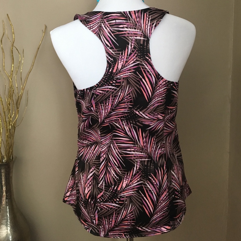 GAP Racerback tank - Picture 3 of 7