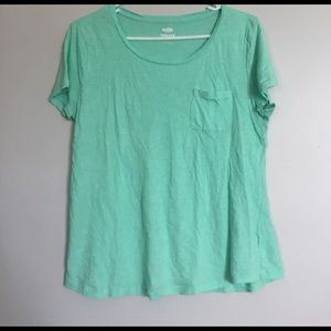 old navy t shirt