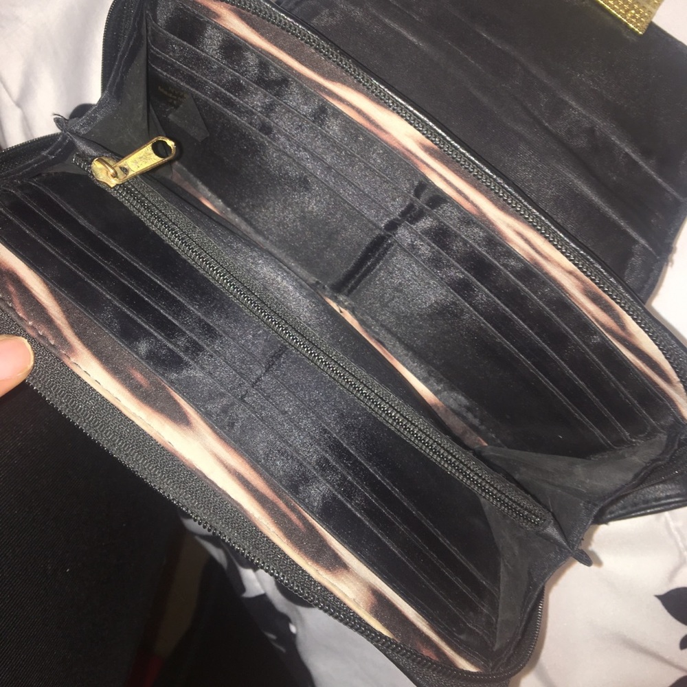 Wallet - Picture 2 of 2
