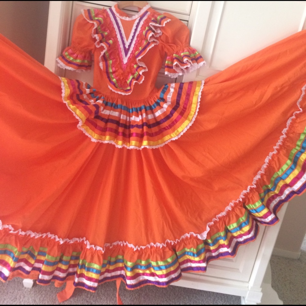 Authentic handmade Mexican Folkloric Dress. Sz8/10