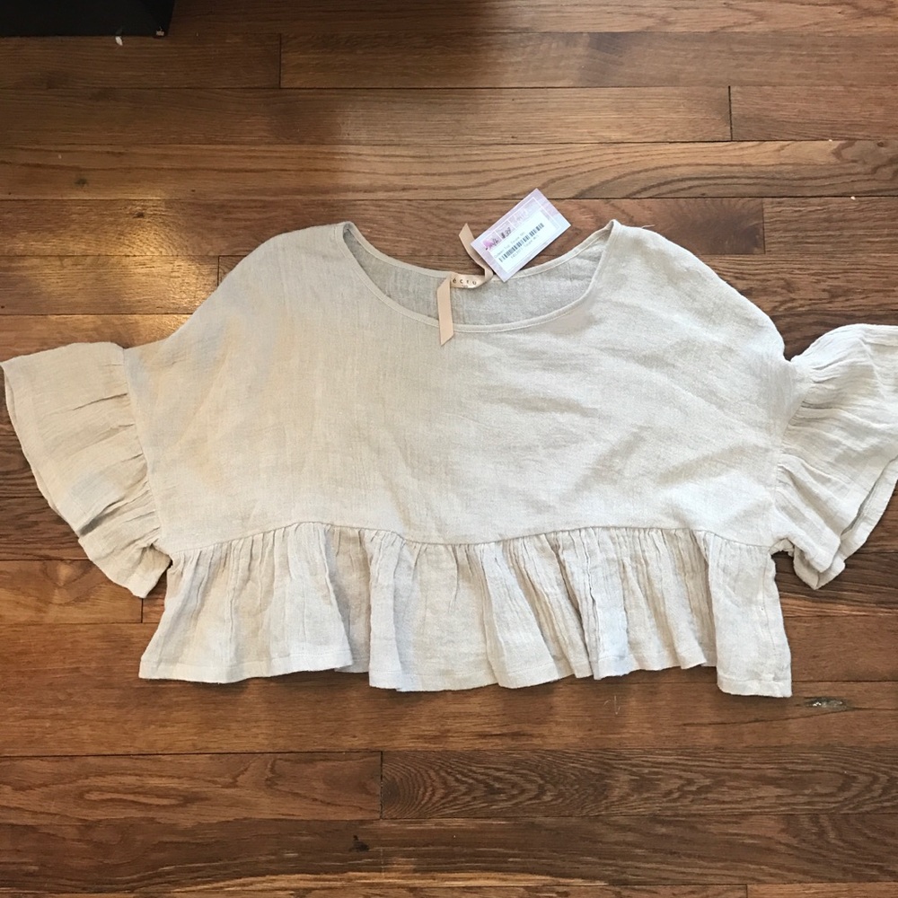 Ecru crop ruffle top tan