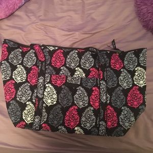 SALE! Vera Bradley travel bag