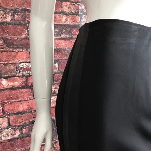 💰SOLD💰NEW Black DKNY Pencil Skirt w/Faux Leather - Picture 2 of 6