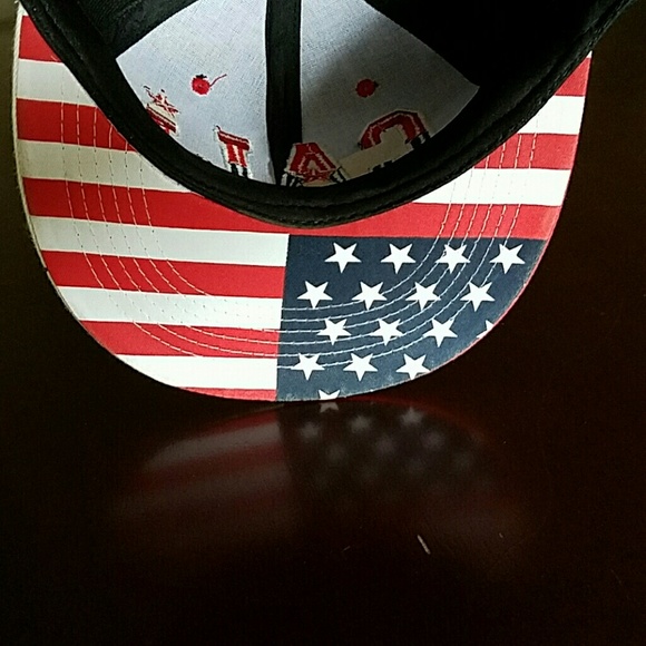 Cali snapback - Picture 3 of 3