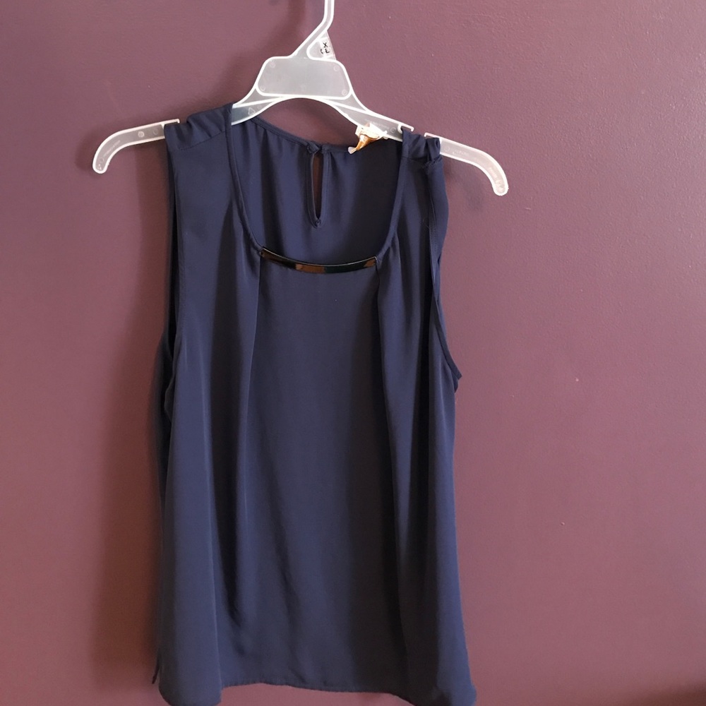 Laundry plum Blouse size xl runs small