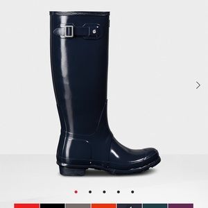 Classic Hunter rain boots *ON HOLD UNTIL 4/14*