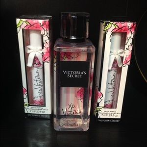 Victoria Secret -Victoria XO