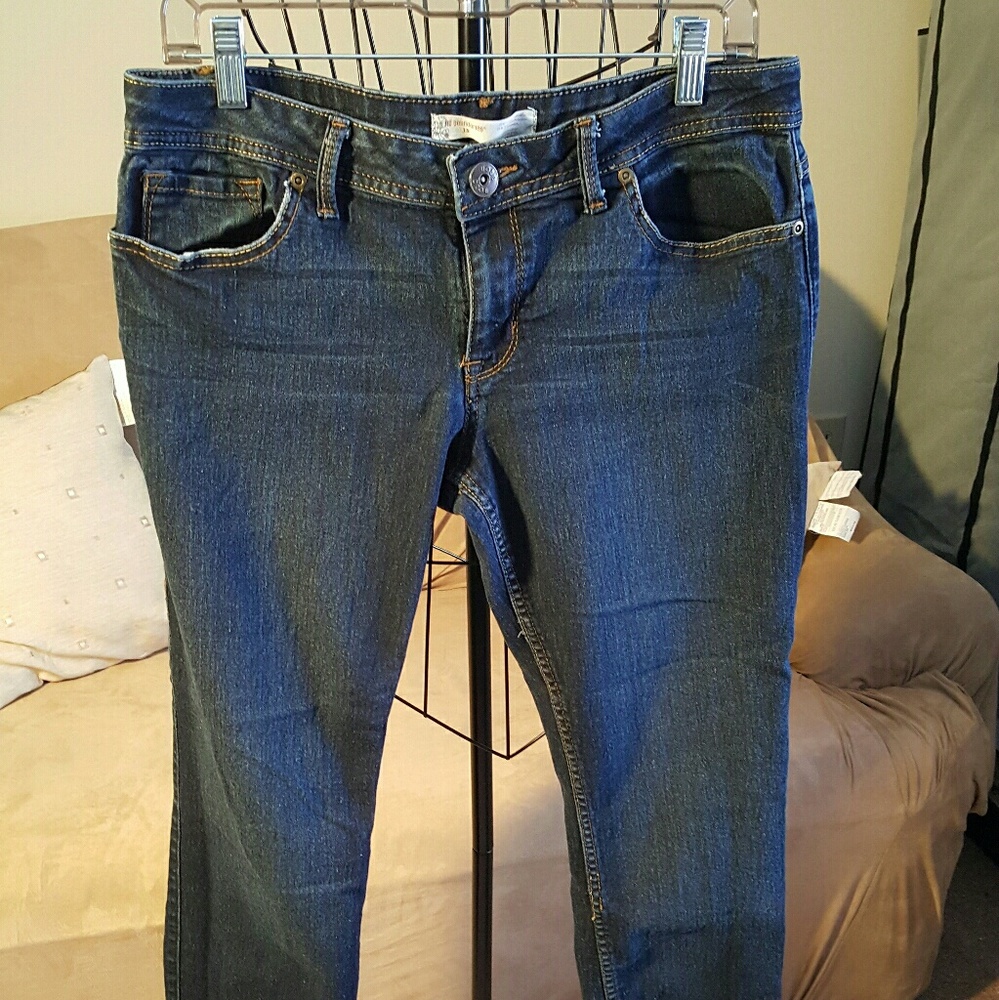 #P-001.  Jeggins. Juniors size 15