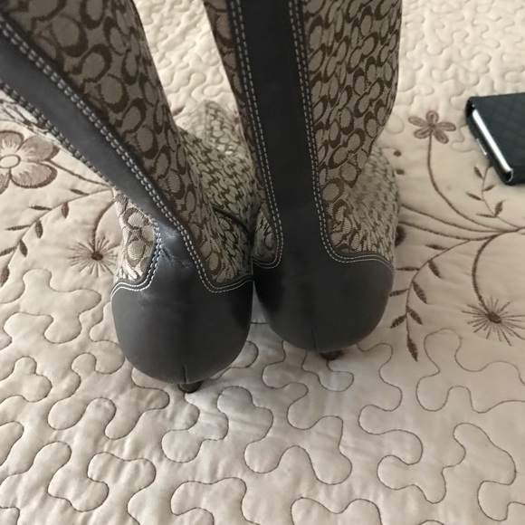 Boots - Picture 2 of 2