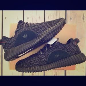 Adidas Yeezy 350 Boost / Pirate Black / 10.0 Men's