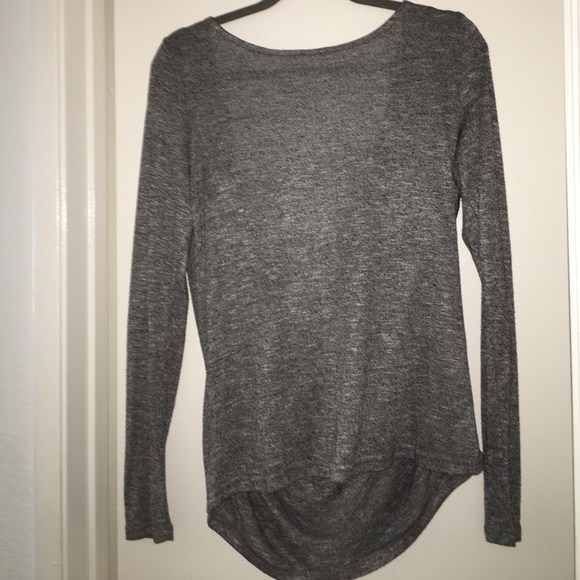 🌼long sleeve🌼 - Picture 1 of 2