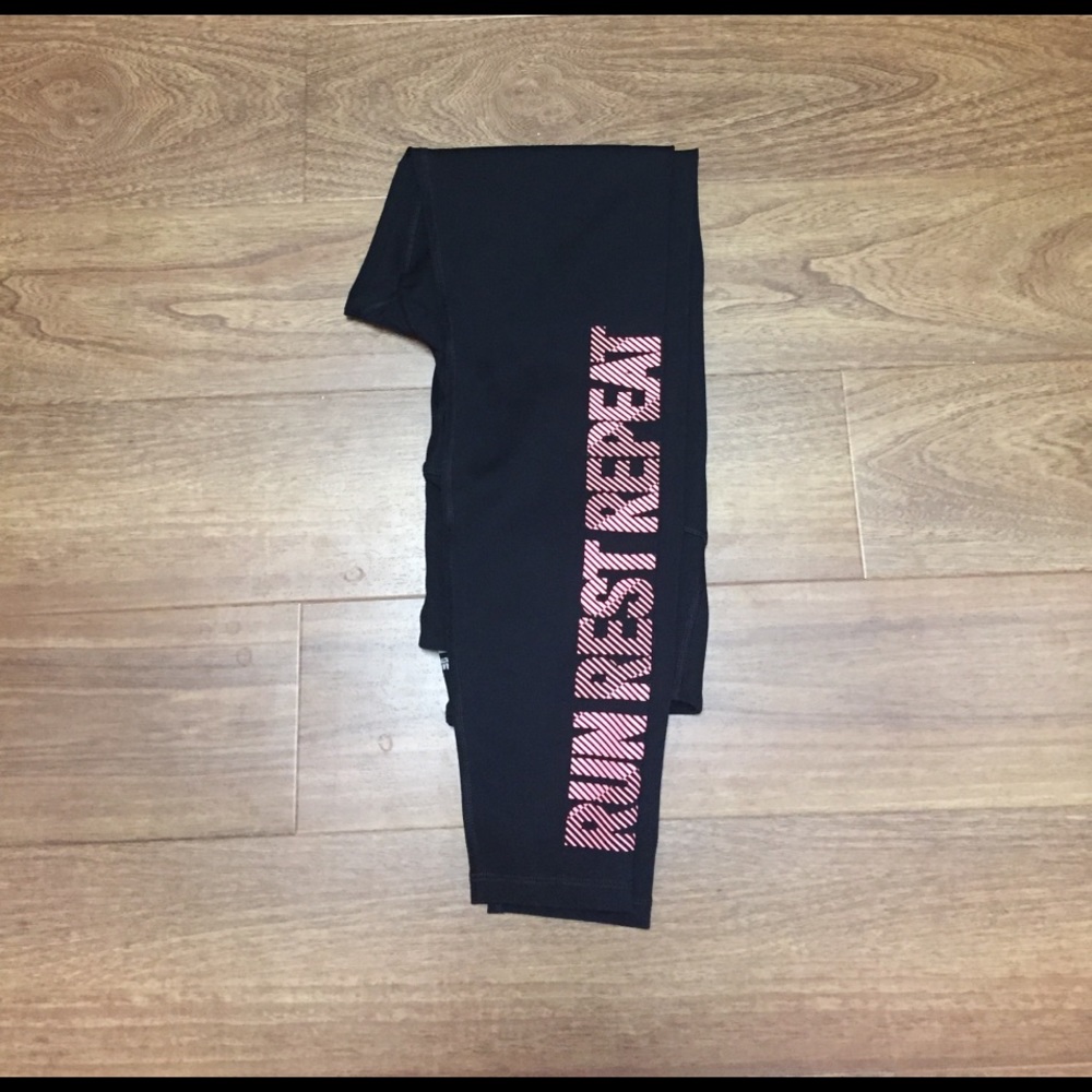 Workout Pants 💪🏼 - Picture 2 of 3