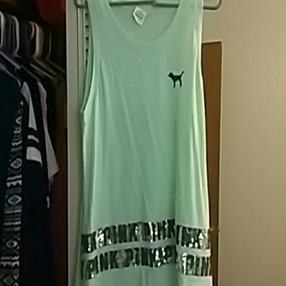 Vs PINK tank