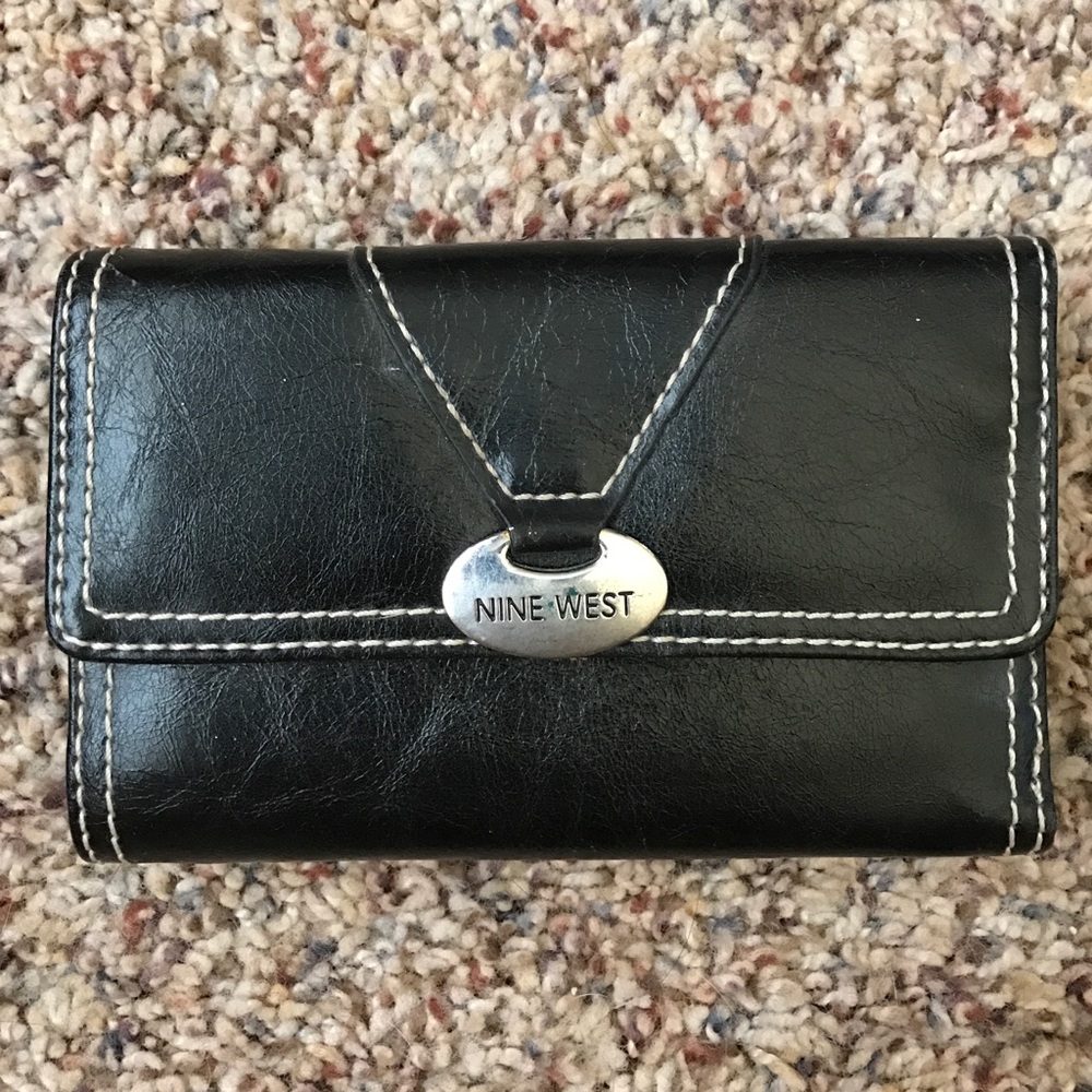 ‼️FINAL PRICE‼️ Nine West Wallet