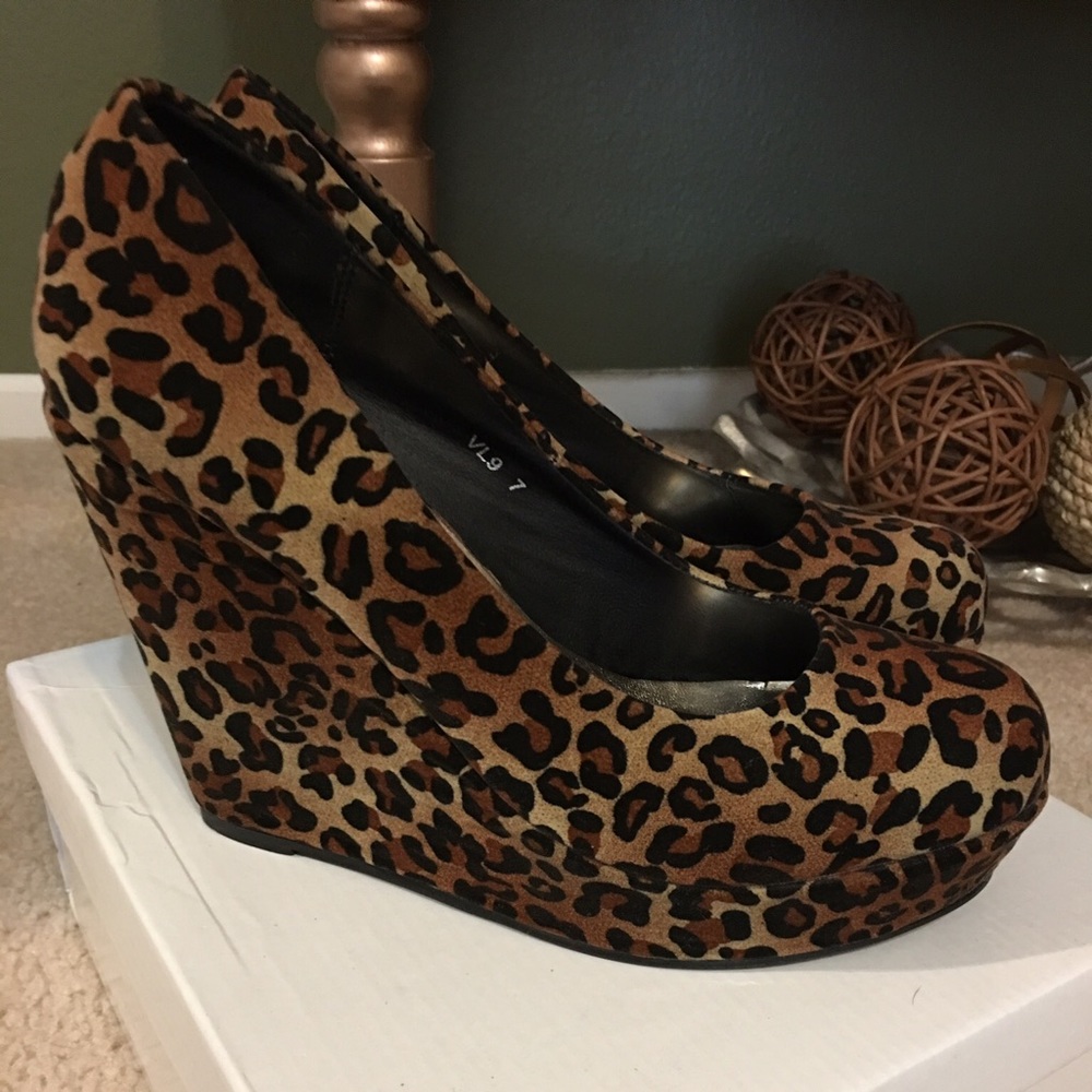 Women's Leopard Wedges Size 9US (Size 7UK)