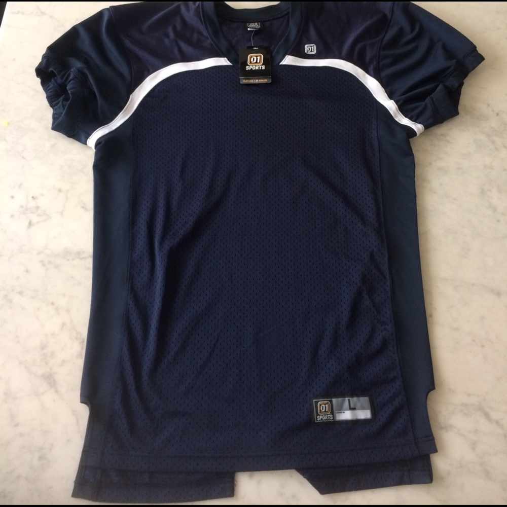 Men D1 football jersey.