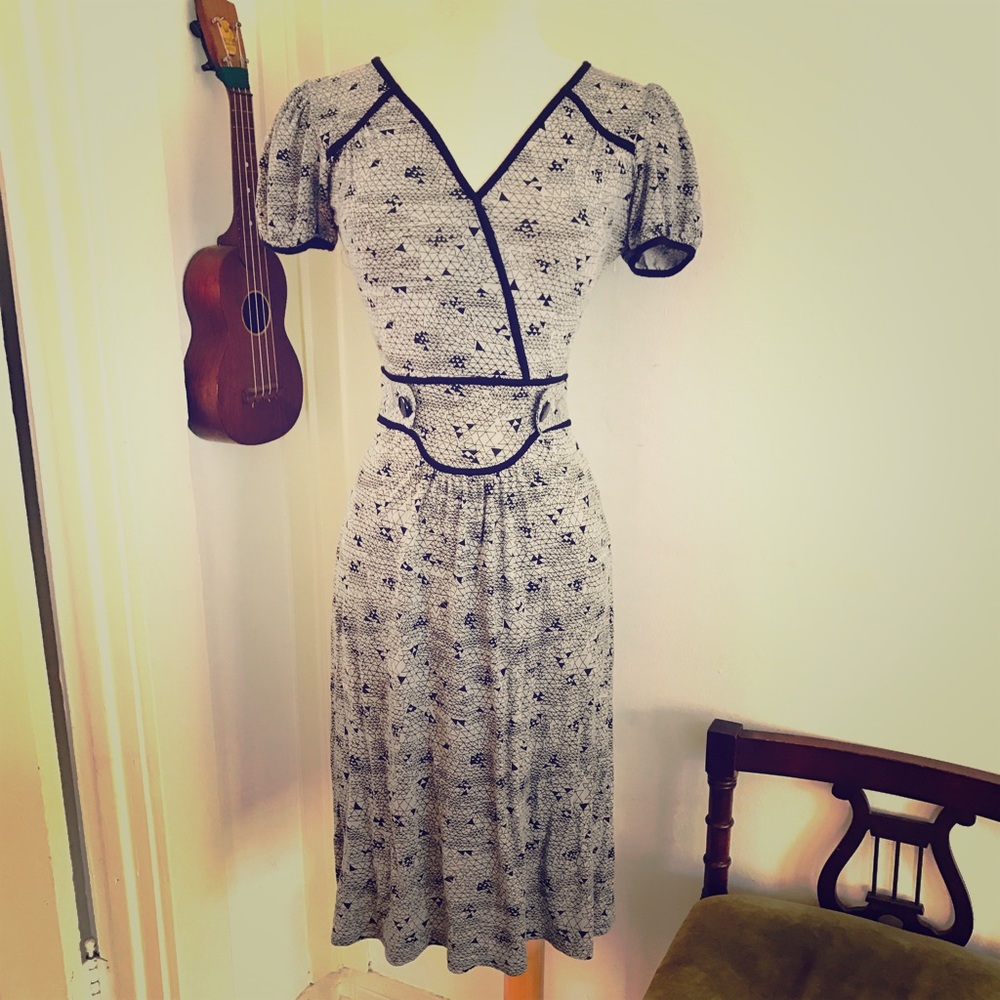 Retro Chic Soft Lightweight Knit Dress