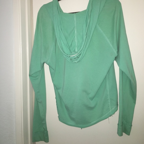 ••Roxy Sweater•• - Picture 2 of 2