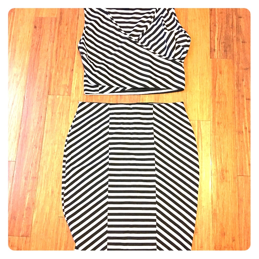 Black and white striped skirt set SZ 2X