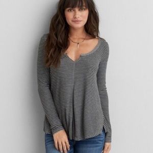 XL AE long sleeve shirt