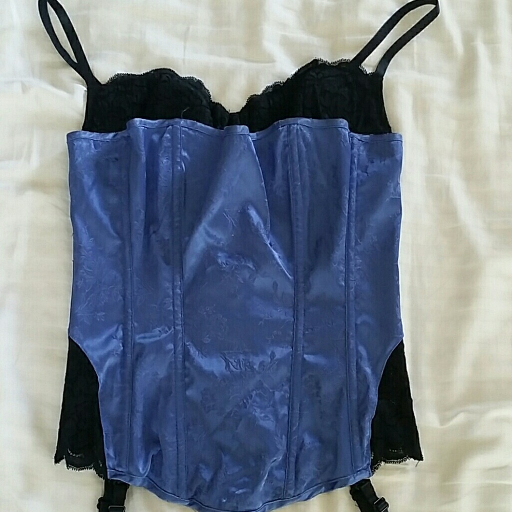 Purple corset bra top size 34