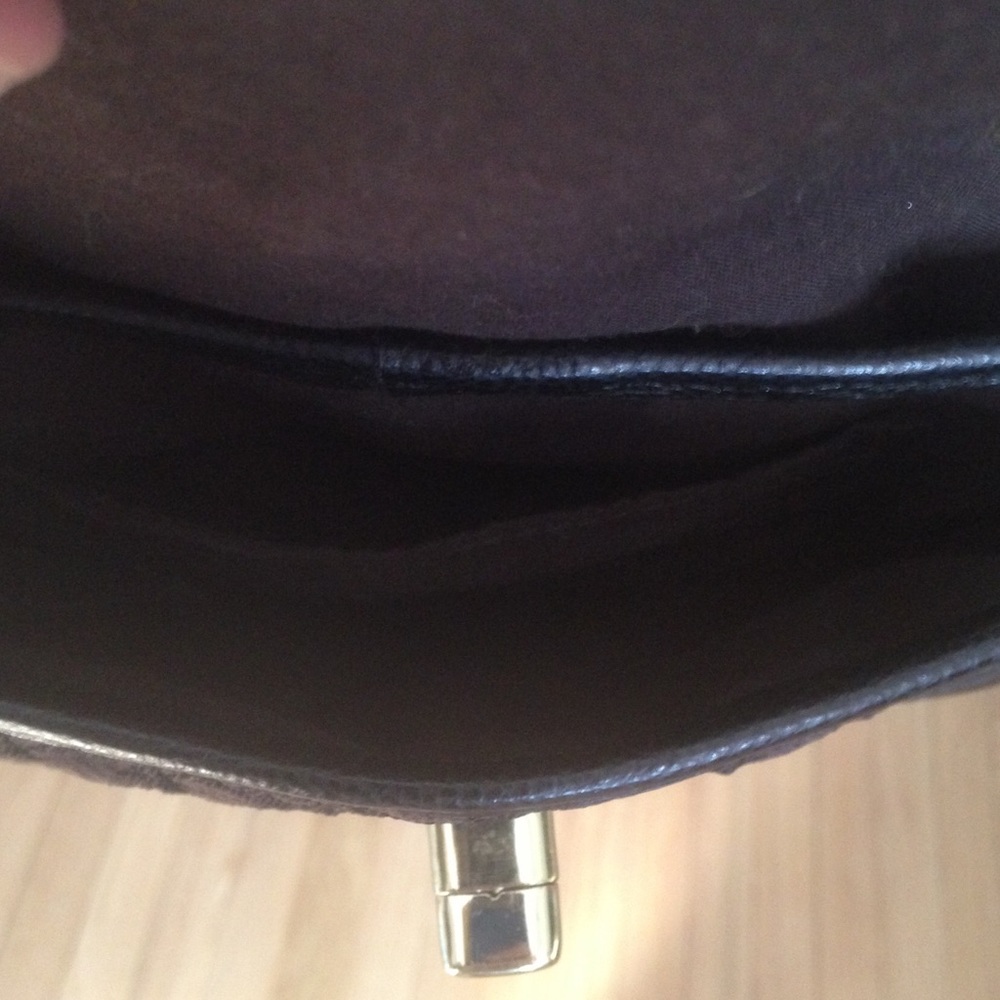 🎉SALE!🎉Banana Republic Black & Brown Crossbody - Picture 7 of 8