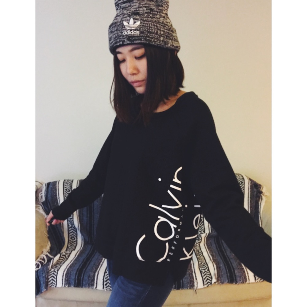 🚫SOLD🚫NEWCalvin Klein Sweatshirt