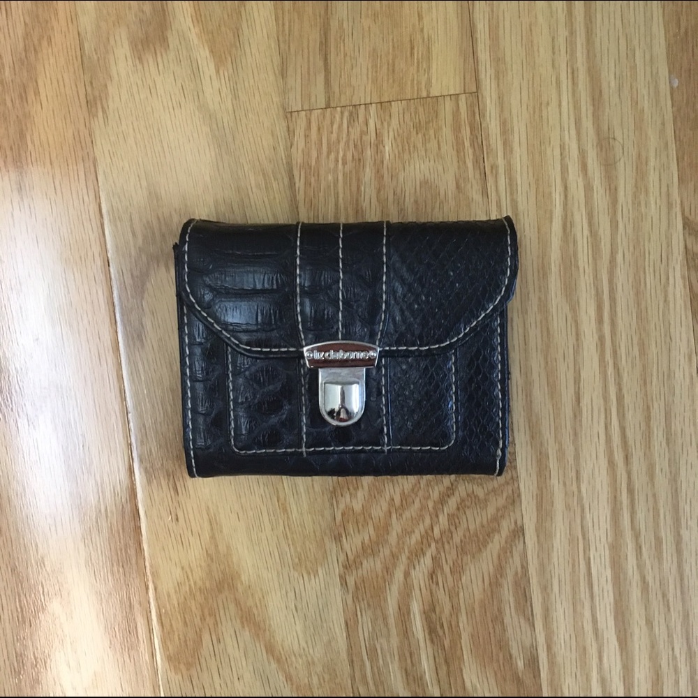 Liz Claiborne wallet