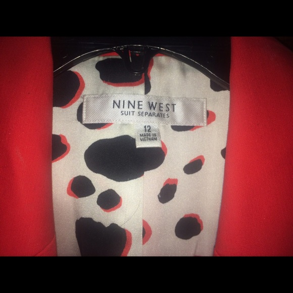 Suit Jacket - Picture 3 of 7