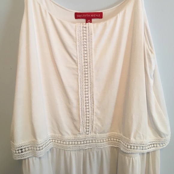 Saks Fifth Avenue Eyelet trimmed short romper - Picture 2 of 3