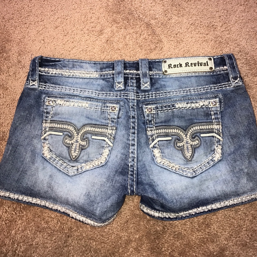 TAKING TO PLATOS TODAY! OFFERS ACCEPTED!