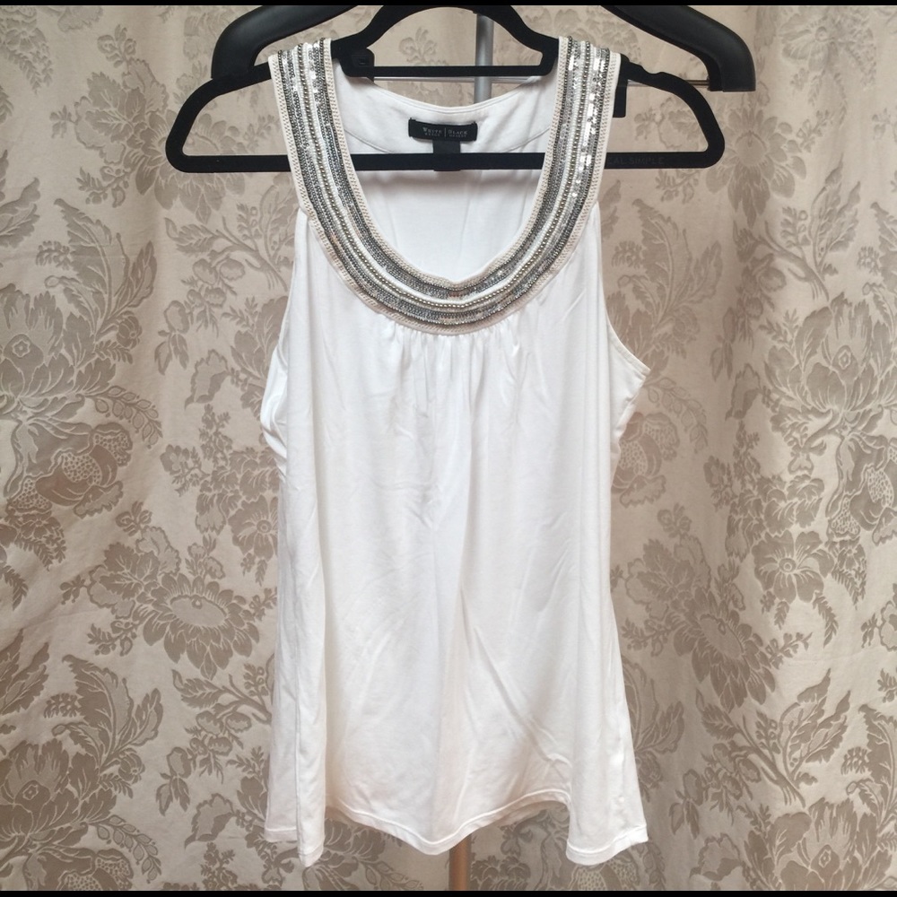 White House black market top.