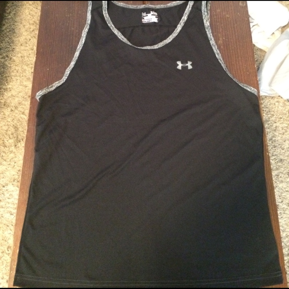 Men's under armour black tank