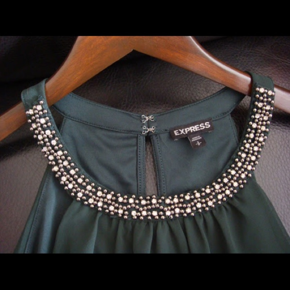 Express tank with beaded collar