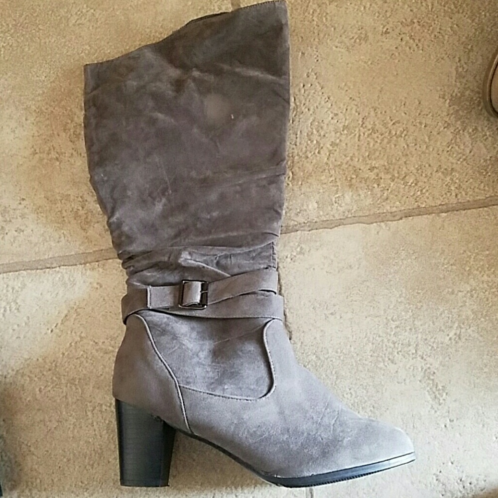 PRICE DROP Wide Calf Grey suede boots
