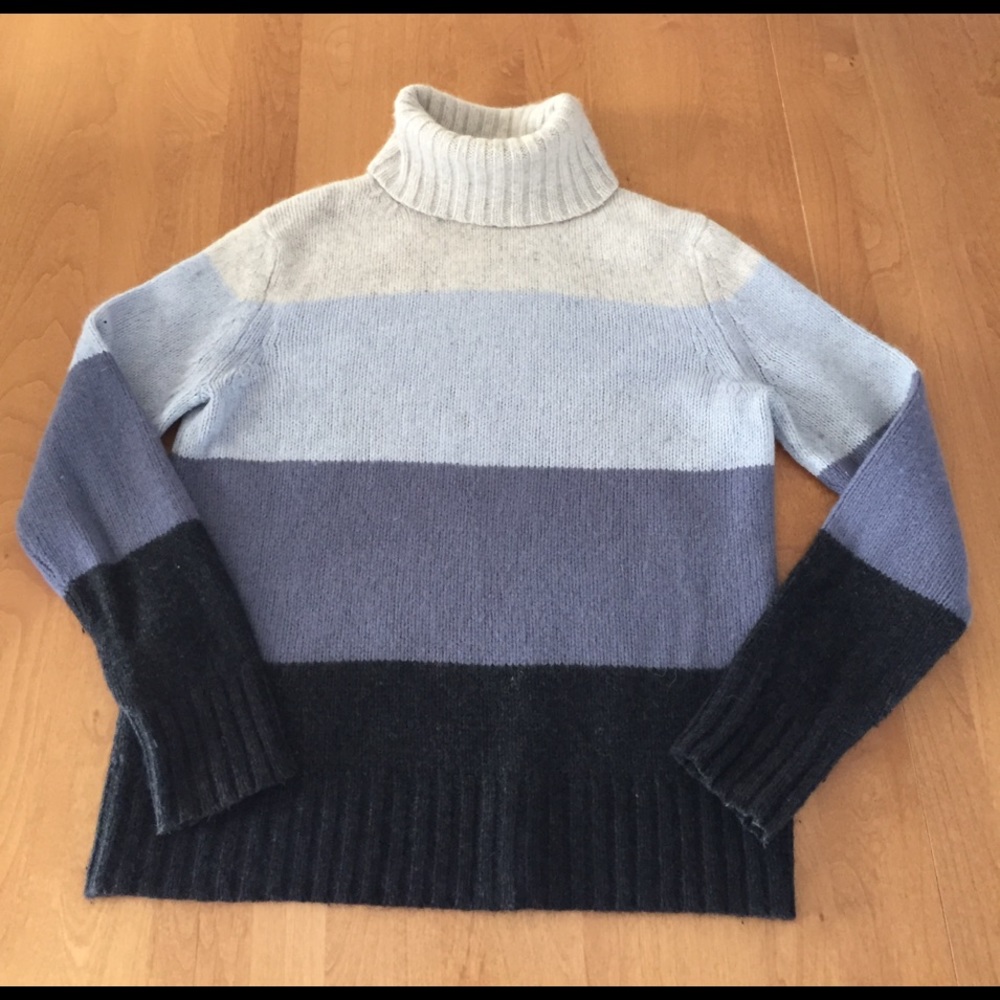 Lambswool and rabbit hair blend sweater