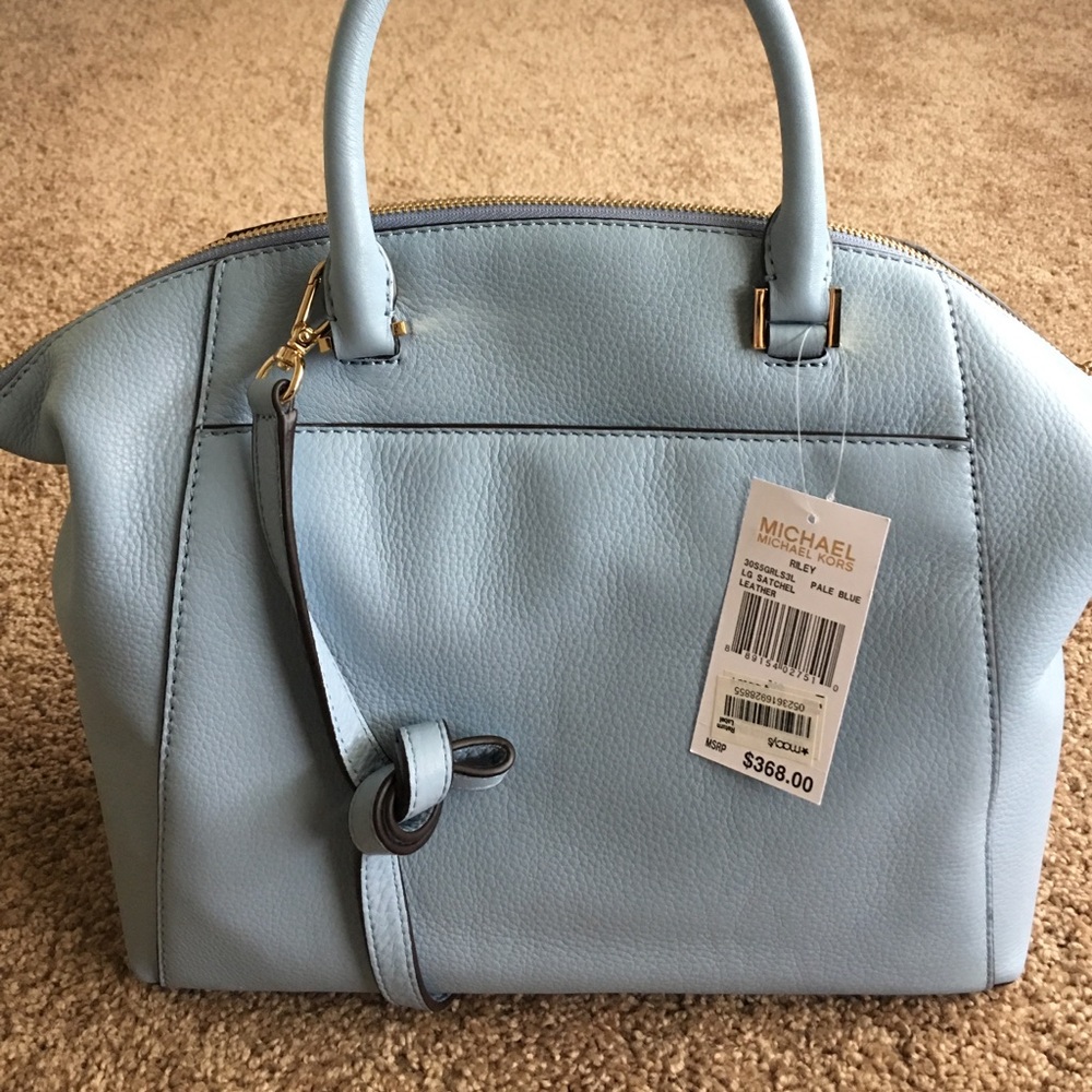 👜🎁Michael Kors NWT Riley lg satchel in Pale Blue