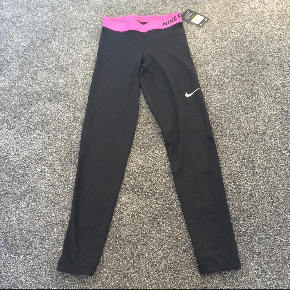 🌸 NWT NIKE Pro Cool Training Tights