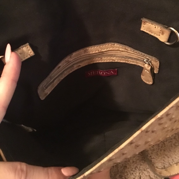 Faux Ostrich Envelope Clutch - Picture 3 of 4